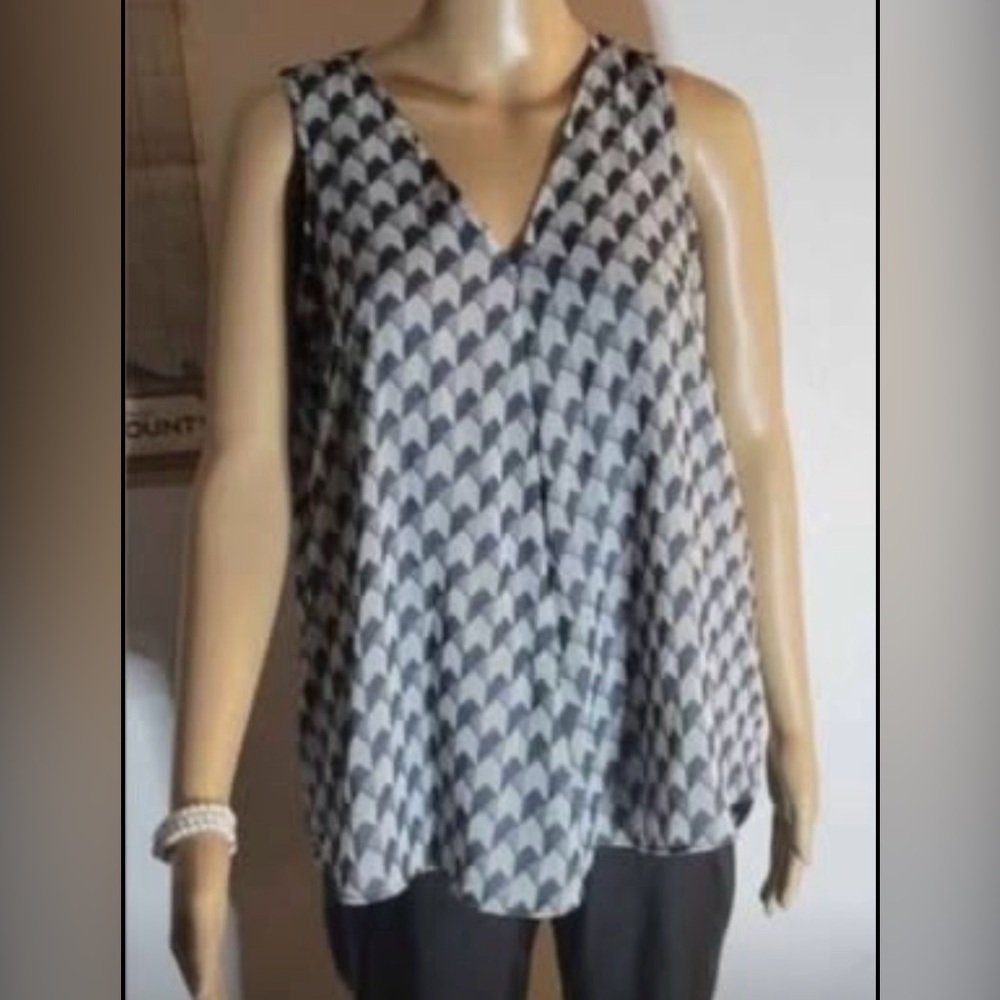 Calvin Klein Black and Gray Patterned Blouse
